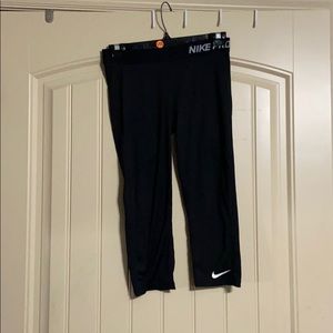 capri nike pros